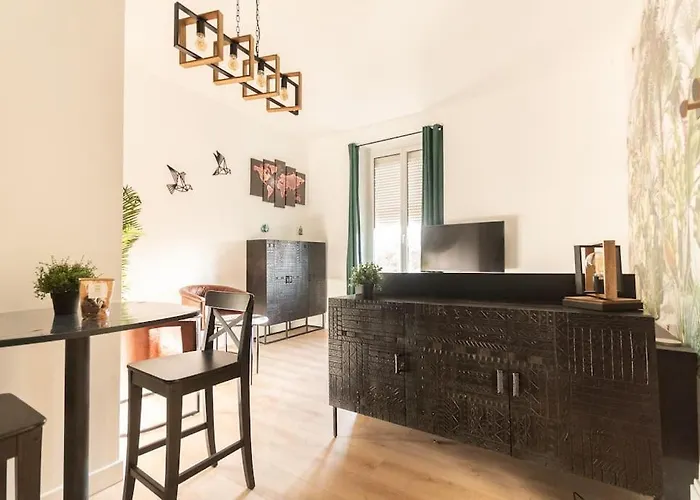 L'exotique - Hypercentre - Gare Apartment *